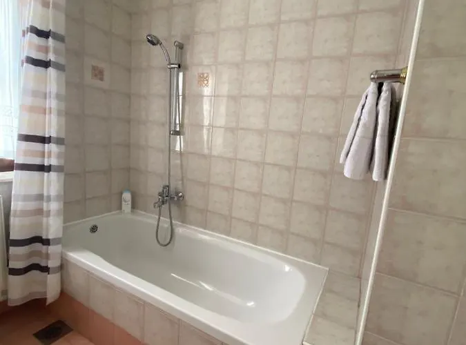 Vidmar Near Bled (adults Only) ゲストハウス レスツェ