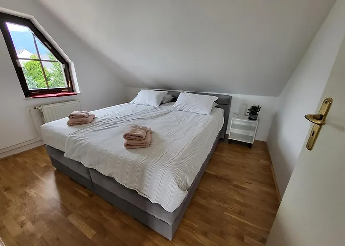 Vidmar Near Bled (adults Only) レスツェ